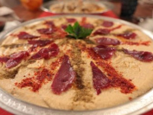 Pastırmalı Humus Tarifi