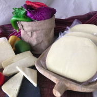 Efe Süt Yarı Eski Kaşar Peyniri